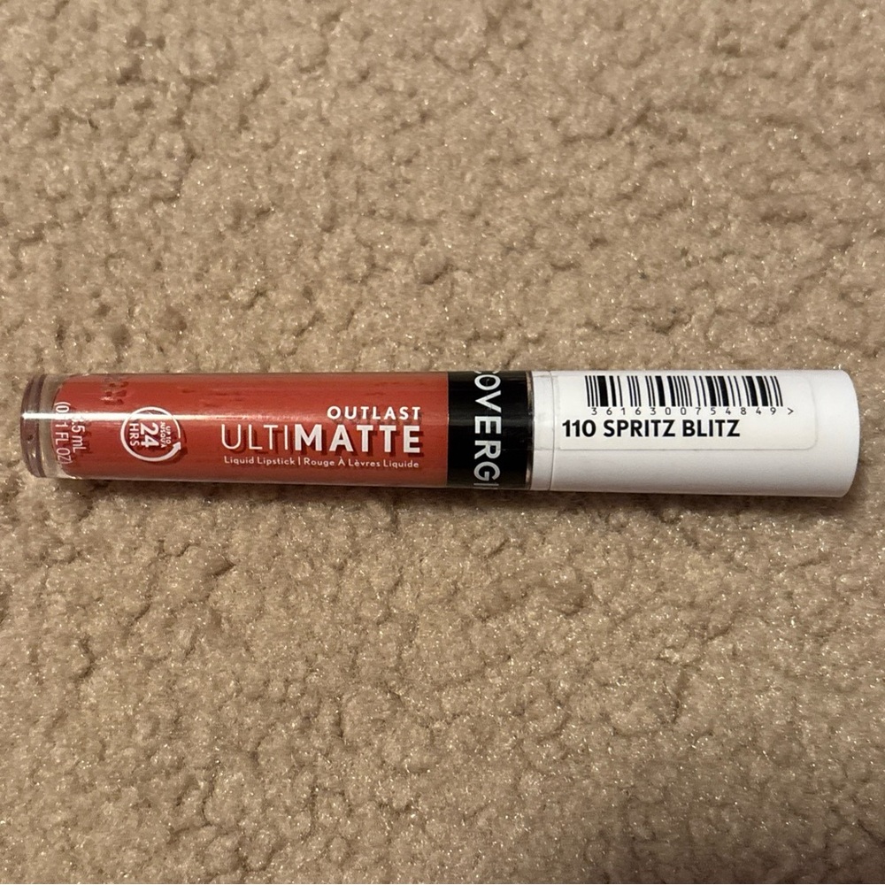 CoverGirl Outlast Ultimatte Liquid Lipstick 24Hrs #110 SPRITZ BLITZ (pink) new